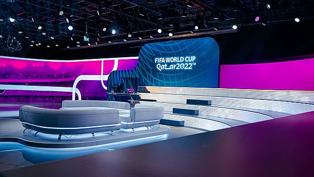 [Translate to Englisch:] WM Studio FIFA 2022 MagentaTV